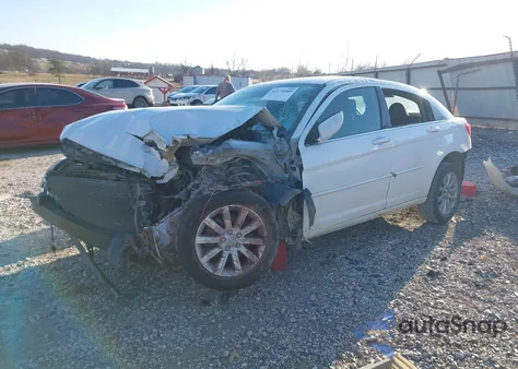 2012 Chrysler 200 Lx из США, поврежденный, VIN 1C3CCBAB9CN273319